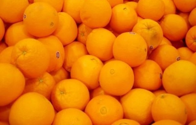 Υποχρεωτική η  «βούλα» σε πορτοκάλια με συντηρητικά
